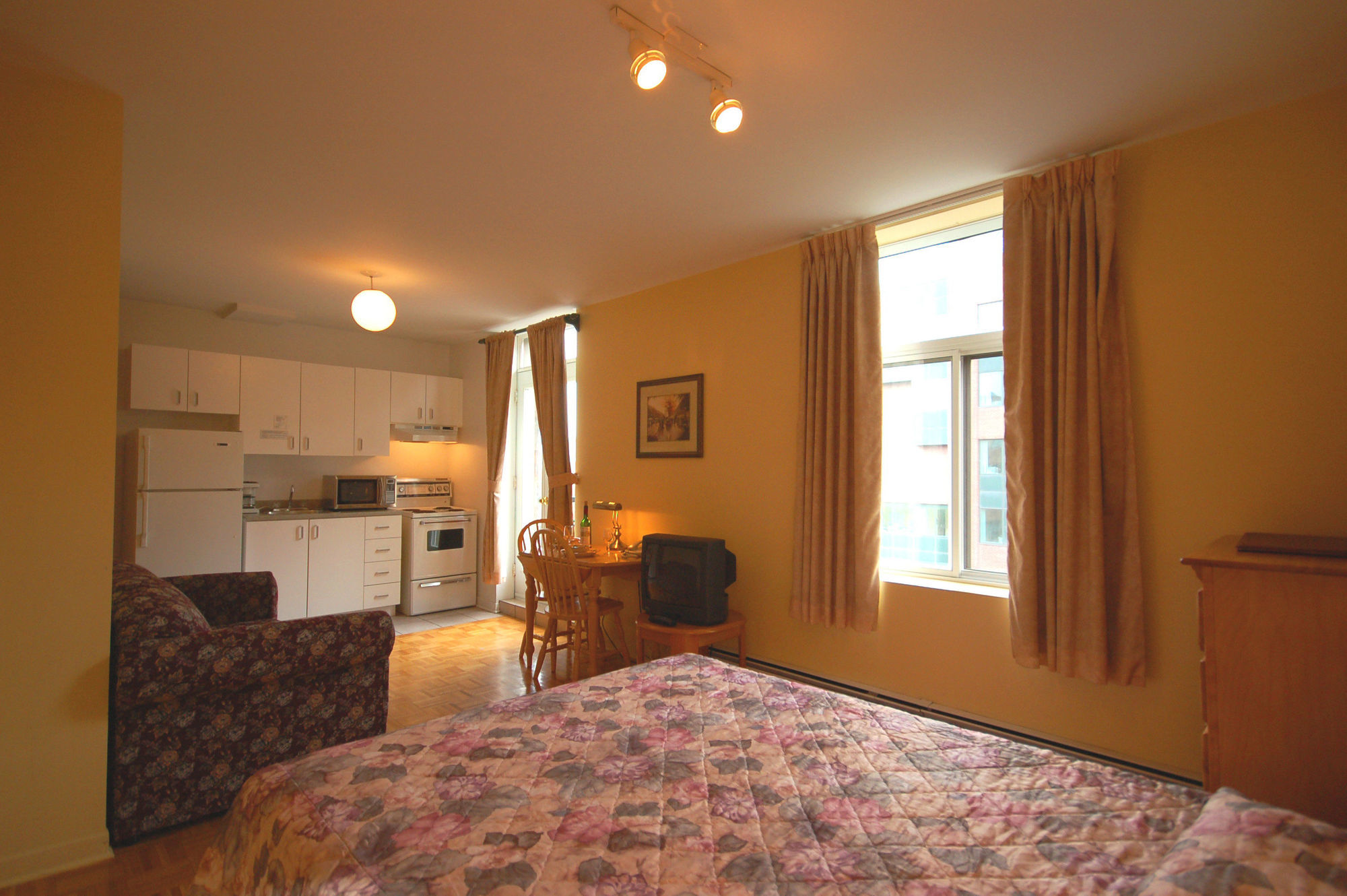 מונטריאול Hotel Le Roberval חדר תמונה